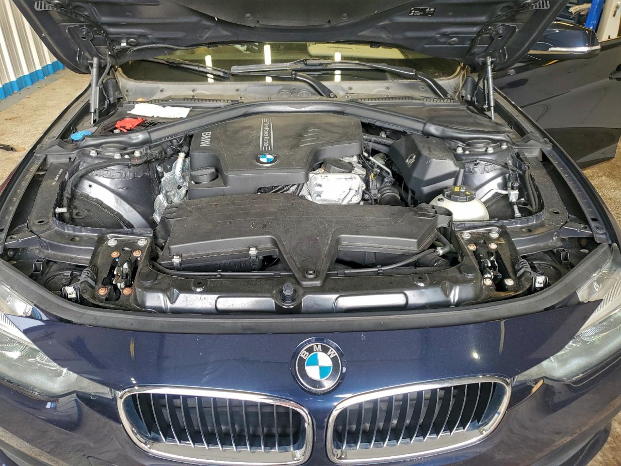 2016 BMW 320 Xi VIN: WBA8E5G55GNU21371 Lot: 92833855