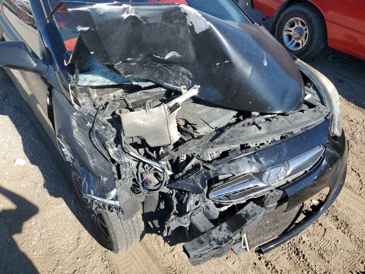 2013 Hyundai Accent Gls VIN: KMHCU4AEXDU330452 Lot: 92225695