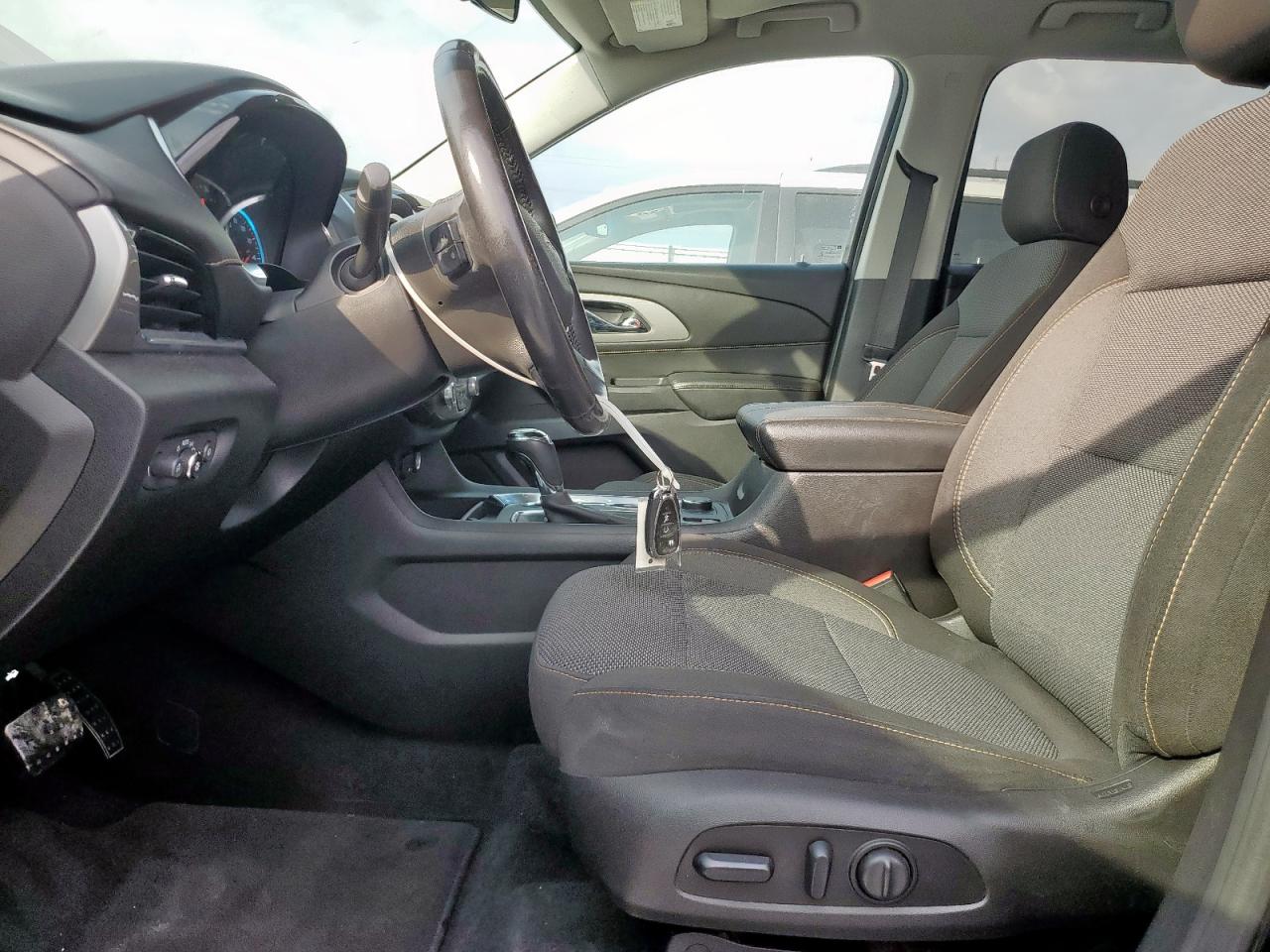 2018 Chevrolet Traverse Lt VIN: 1GNERGKW4JJ175330 Lot: 93060295