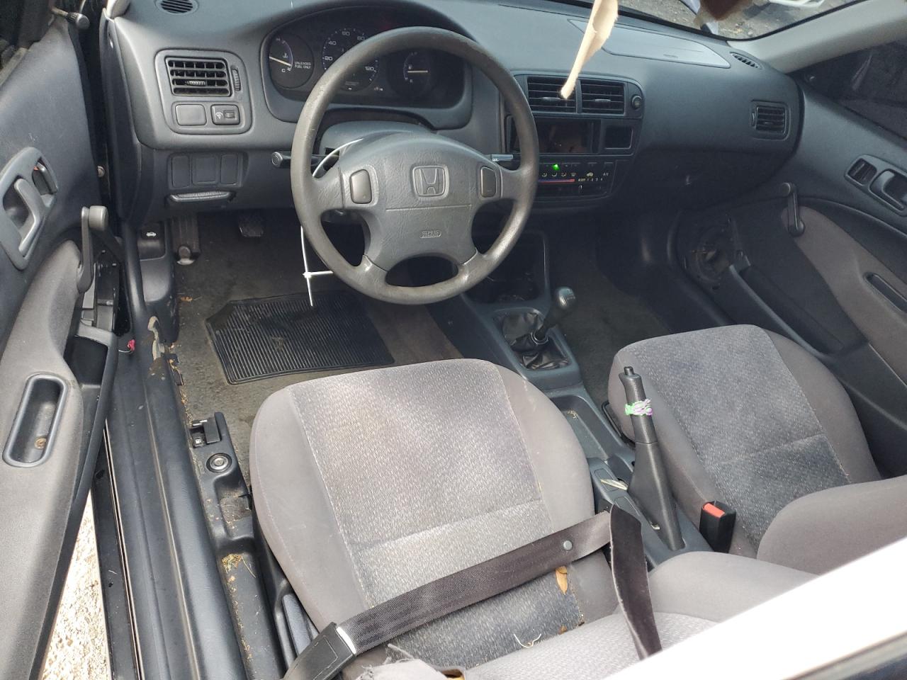 1998 Honda Civic Dx VIN: 1HGEJ6125WL078479 Lot: 92246555