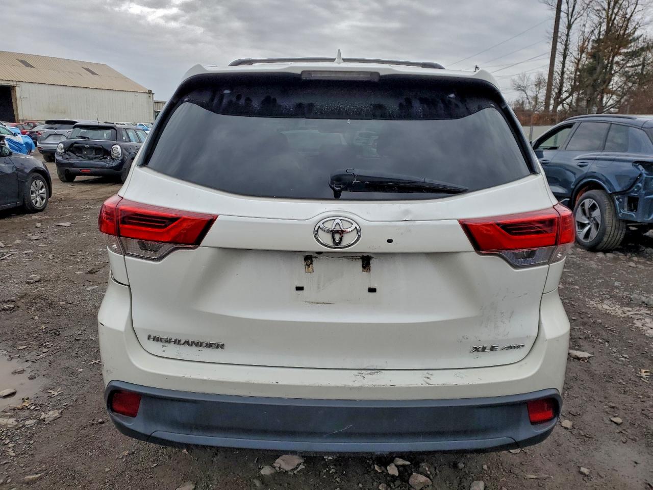 2017 Toyota Highlander Se VIN: 5TDJZRFH2HS483530 Lot: 93893415