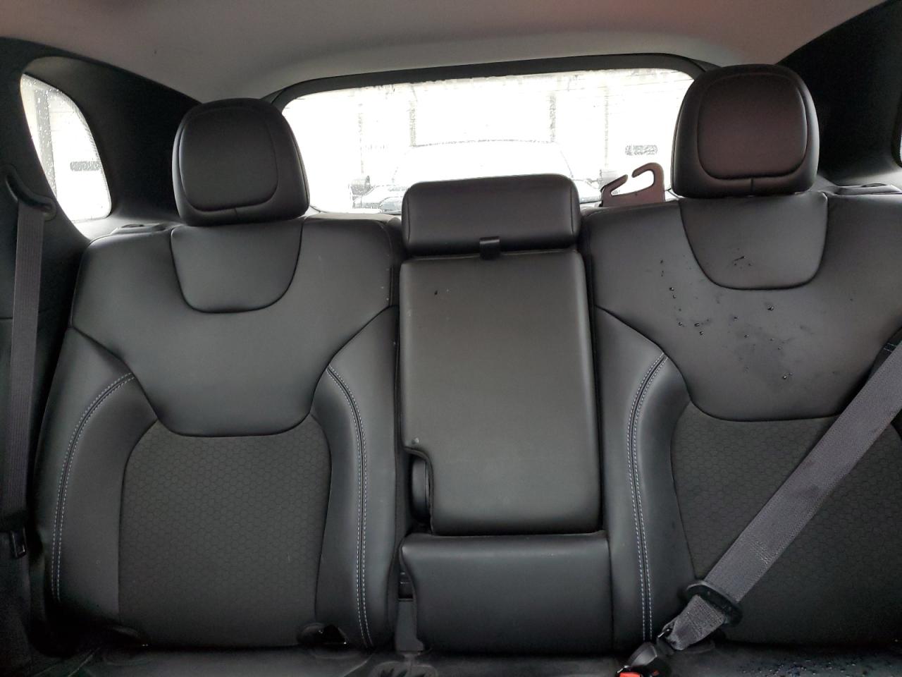 2020 Jeep Cherokee Latitude Plus VIN: 1C4PJLLB1LD569799 Lot: 92883535