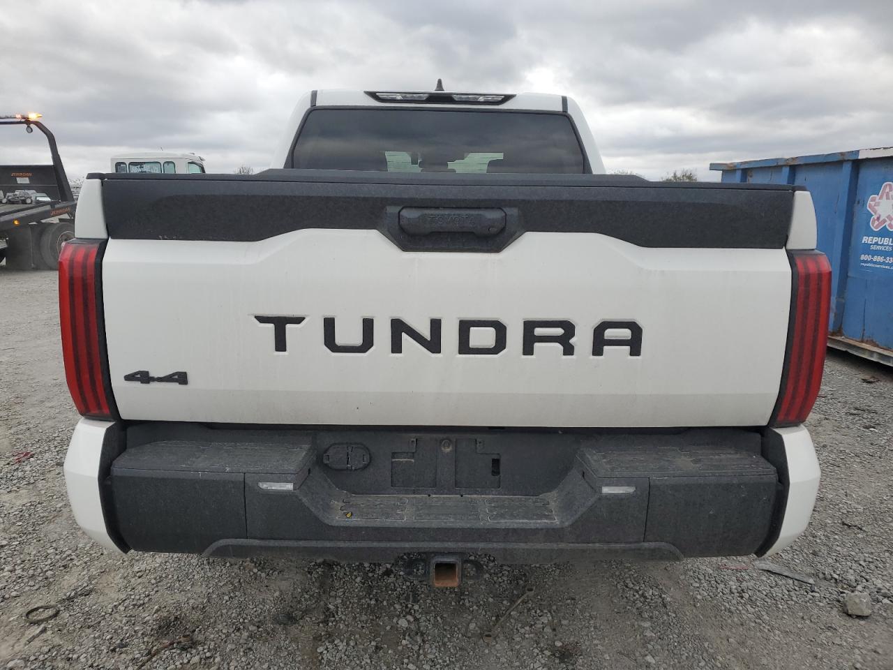 2022 Toyota Tundra Crewmax Sr VIN: 5TFLA5DB4NX037702 Lot: 90833415