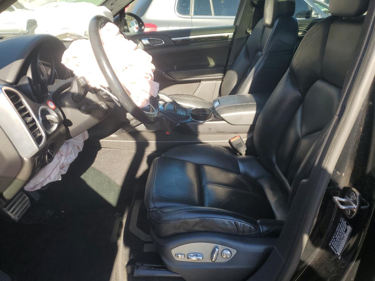 2017 Porsche Cayenne Se Hybrid Platinum VIN: WP1AE2A24HLA71664 Lot: 91930935