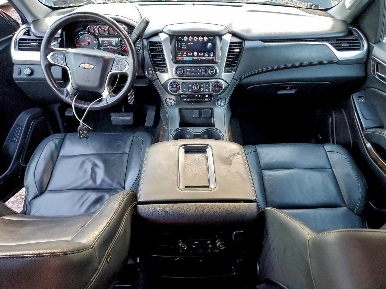 2018 Chevrolet Tahoe C1500 Lt VIN: 1GNSCBKC7JR235096 Lot: 94257985