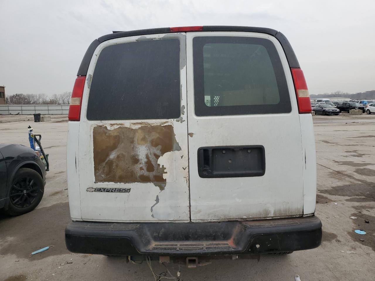 2006 GMC Savana G1500 VIN: 1GTFG15T561176396 Lot: 93899175