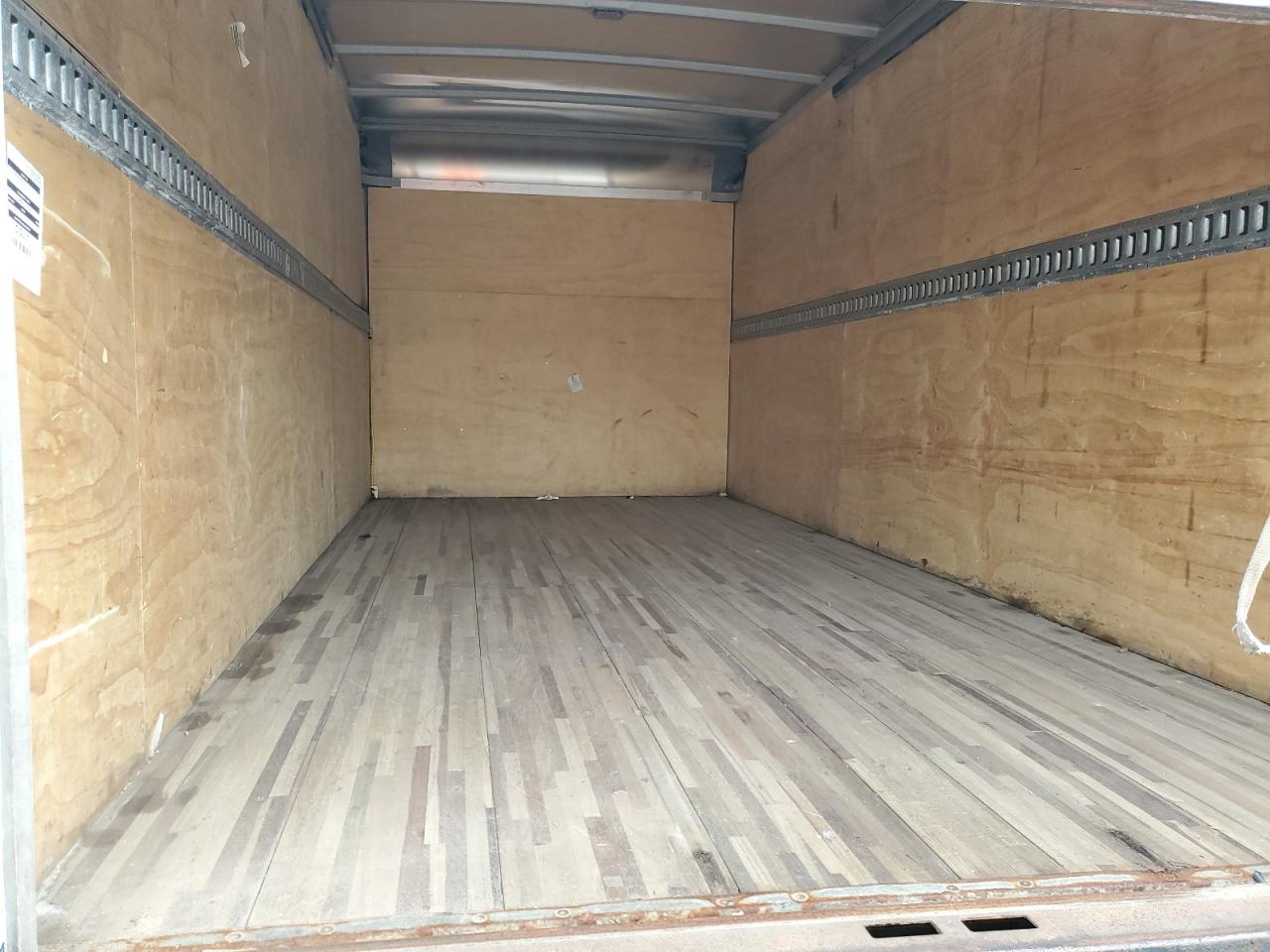 2019 Ford Transit Box Truck VIN: 1FDBF9ZM9KKA85277 Lot: 85439155