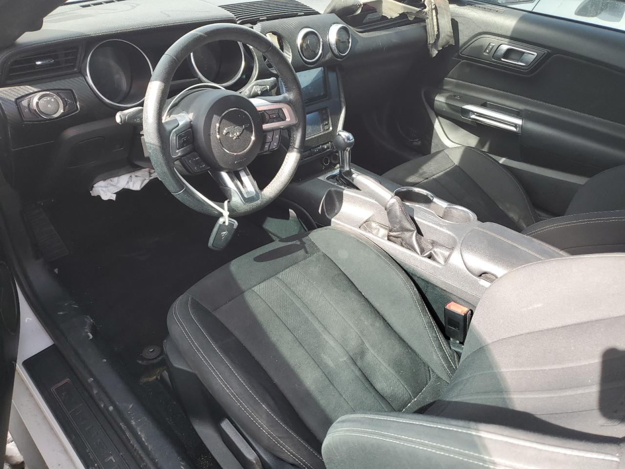 2022 Ford Mustang VIN: 1FA6P8TH3N5142106 Lot: 92404735