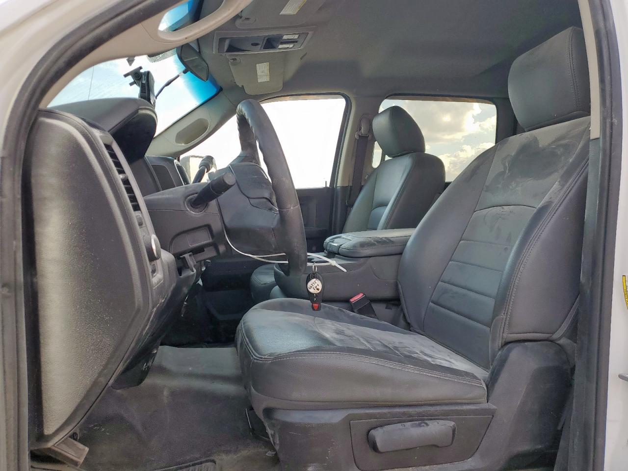 2018 Ram 2500 St VIN: 3C6TR5CT6JG378320 Lot: 93928185