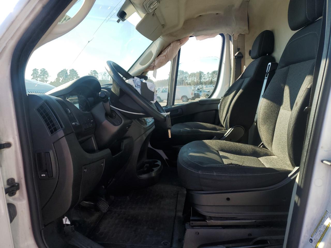 2018 Ram Promaster 1500 1500 High VIN: 3C6TRVBGXJE139059 Lot: 91521425