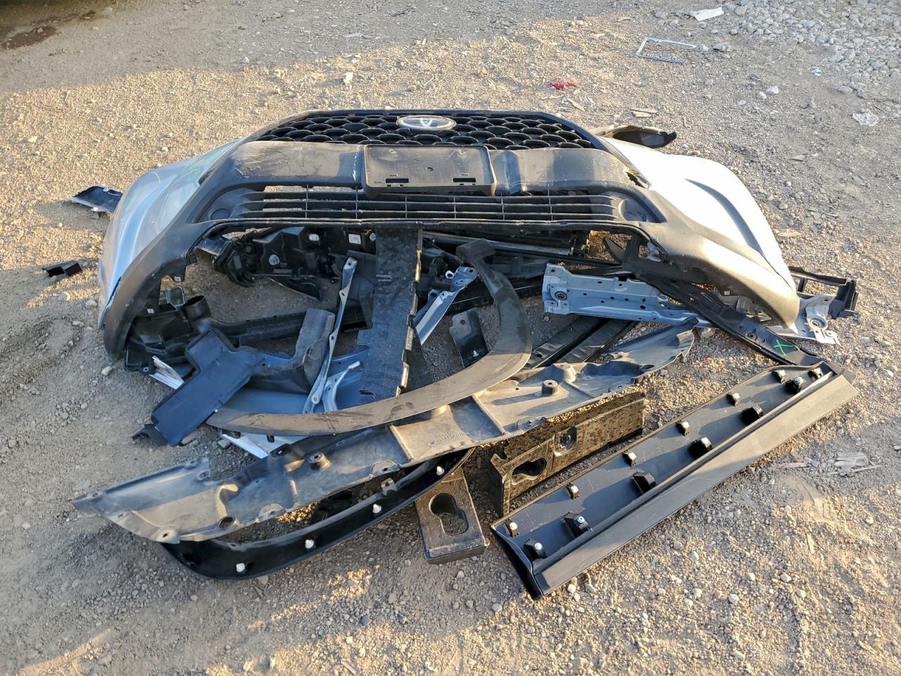 2024 Toyota Corolla Cross Le VIN: 7MUCAABG7RV085803 Lot: 93931285