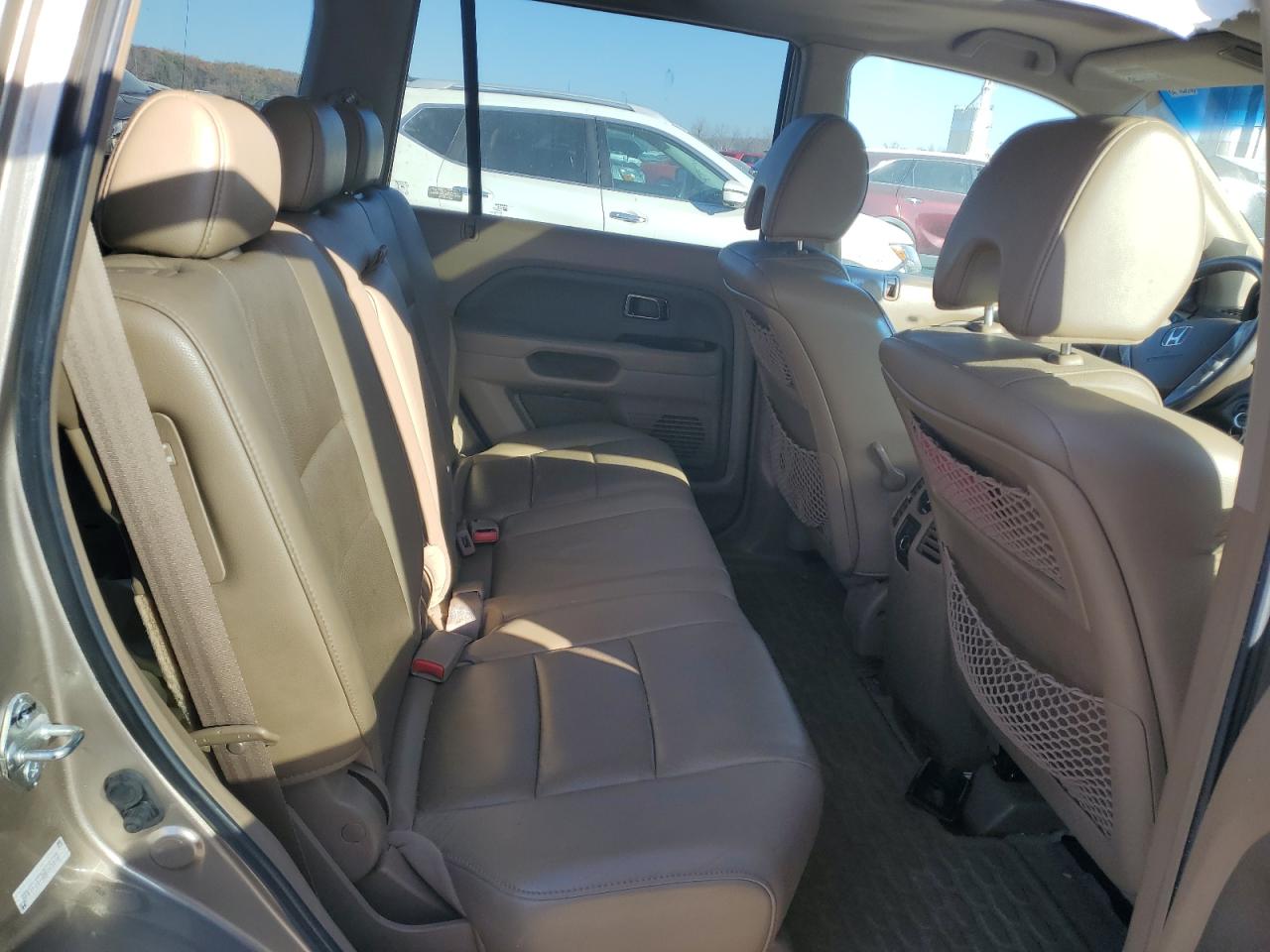 2006 Honda Pilot Ex VIN: 5FNYF18736B025672 Lot: 92385805