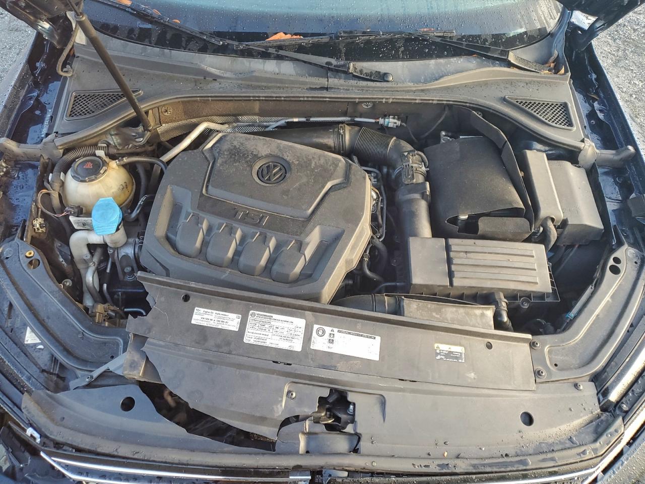 2018 Volkswagen Passat S VIN: 1VWAA7A34JC009607 Lot: 94634495