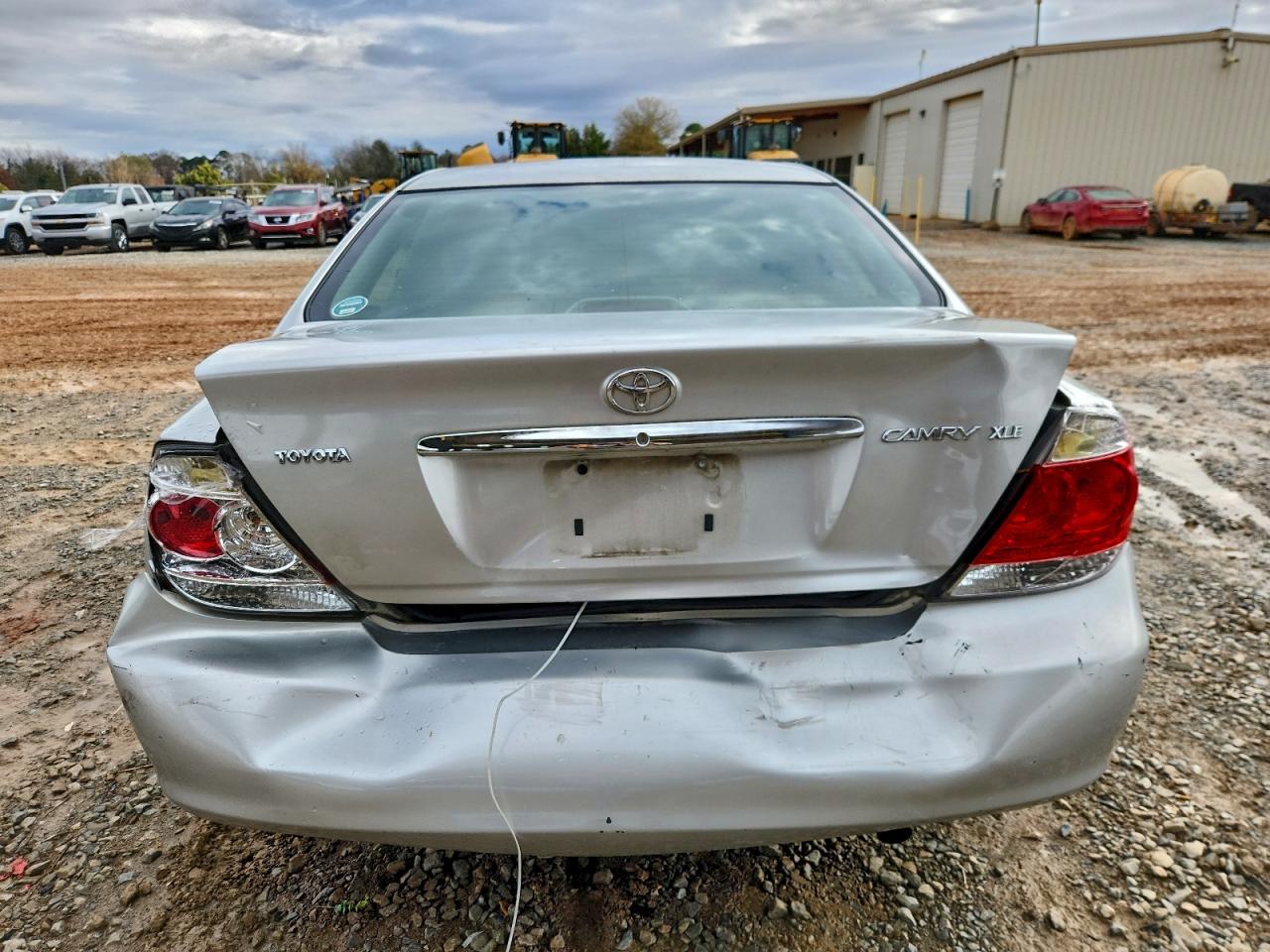 2005 Toyota Camry Le VIN: 4T1BE32K15U570367 Lot: 94127665