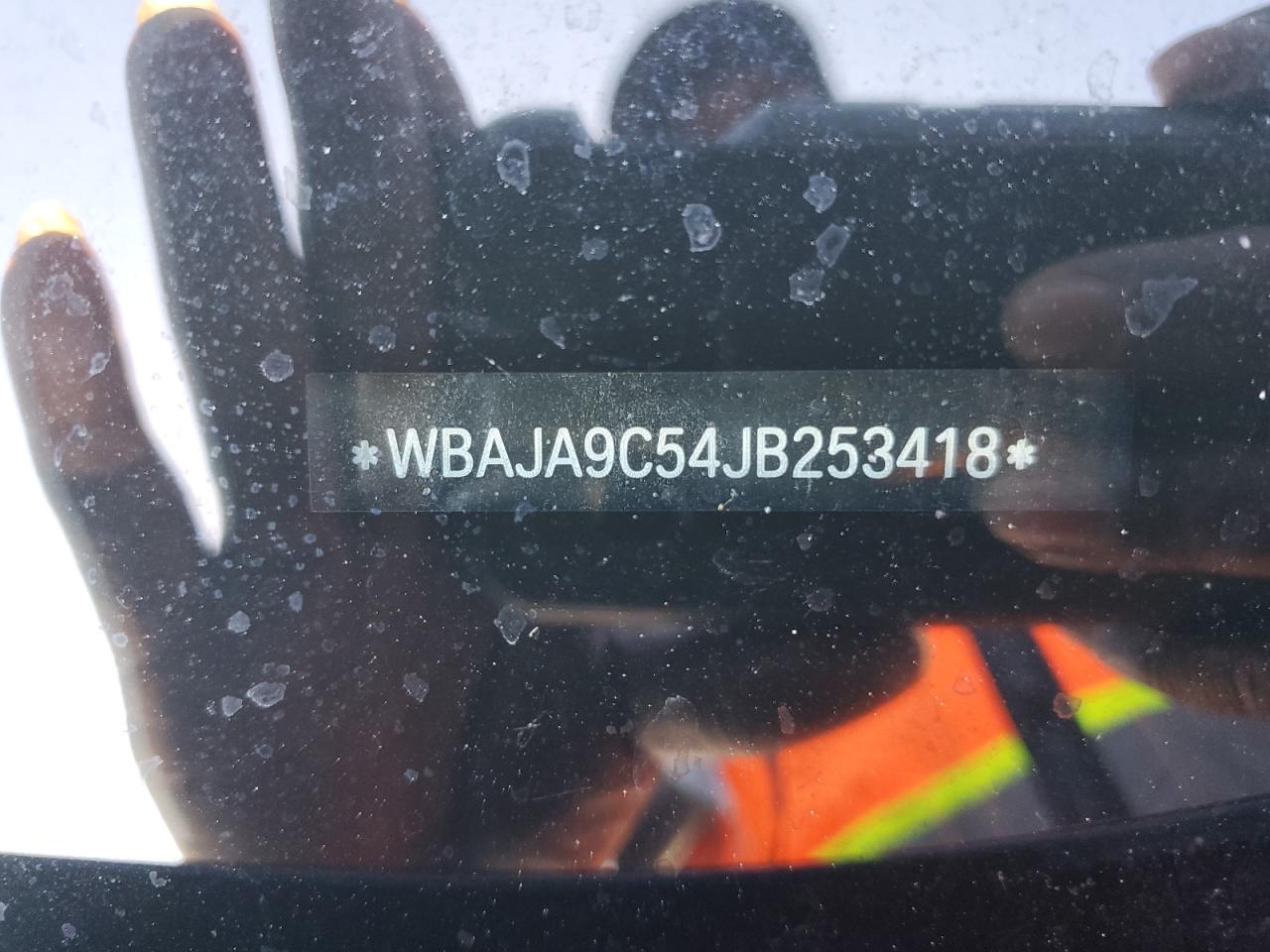 2018 BMW 530E VIN: WBAJA9C54JB253418 Lot: 92742825