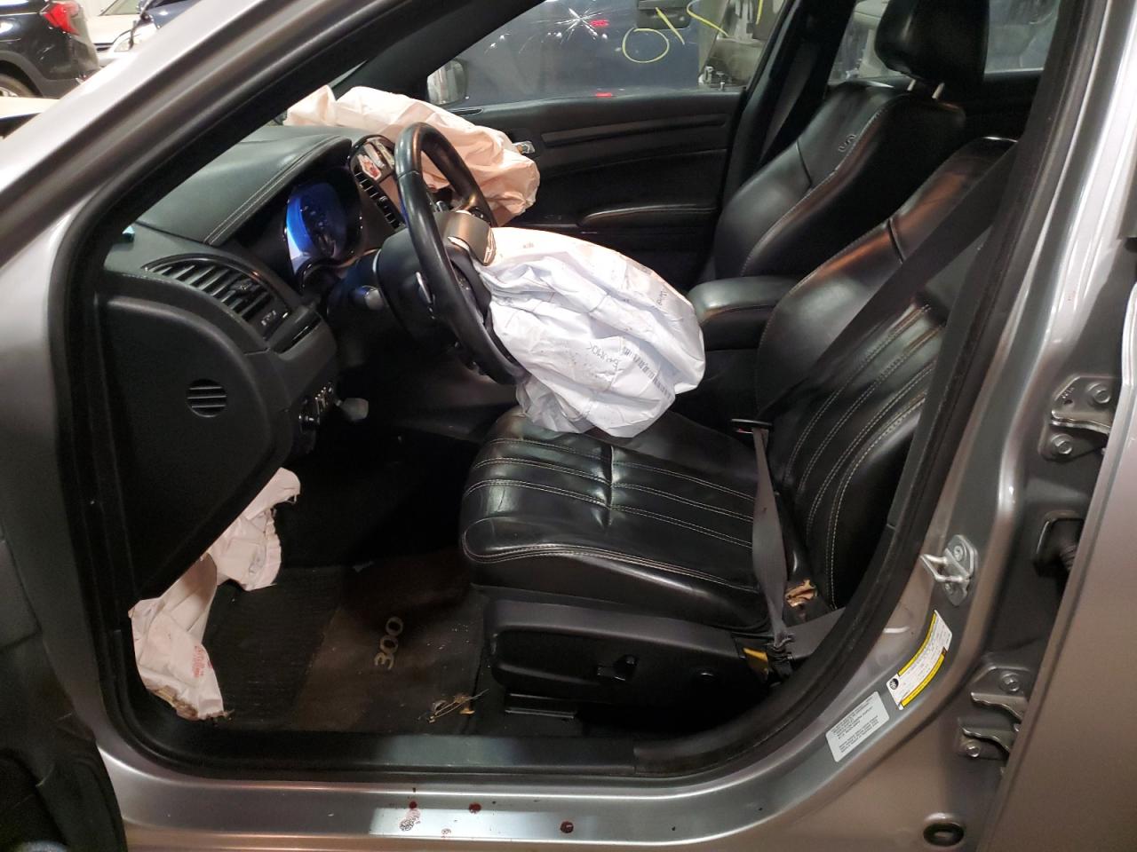 2015 Chrysler 300 S VIN: 2C3CCAGG2FH927183 Lot: 92384555