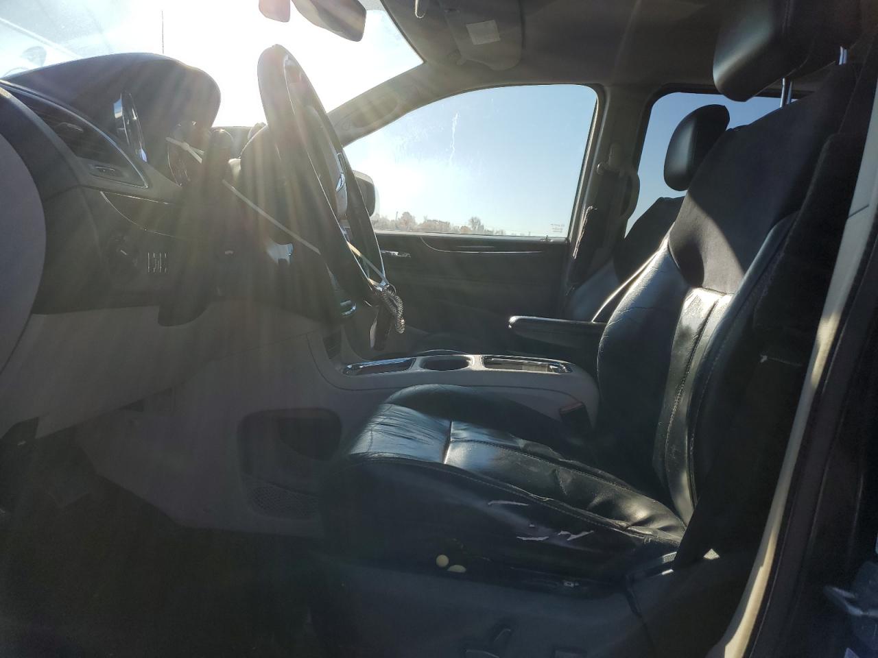 2013 Chrysler Town & Country Limited VIN: 2C4RC1GG3DR787917 Lot: 90426675