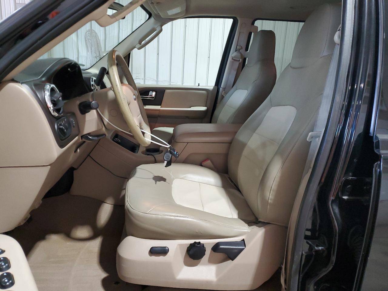 2006 Ford Expedition Eddie Bauer VIN: 1FMPU17556LA99296 Lot: 92934765