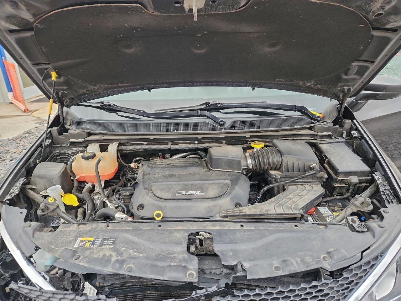 2017 Chrysler Pacifica Touring L VIN: 2C4RC1BGXHR505446 Lot: 94306925