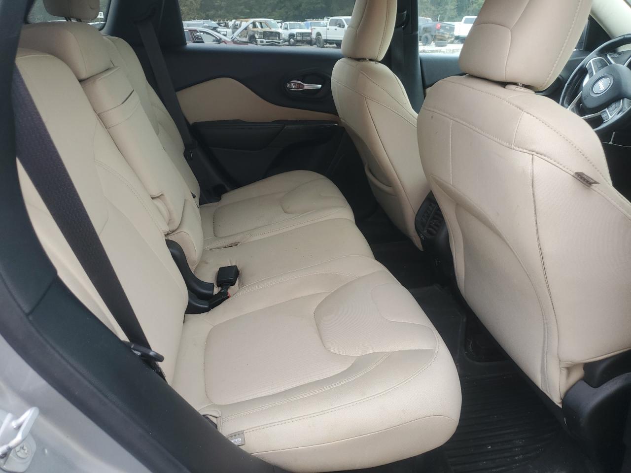 2015 Jeep Cherokee Latitude VIN: 1C4PJMCB2FW541086 Lot: 91657715