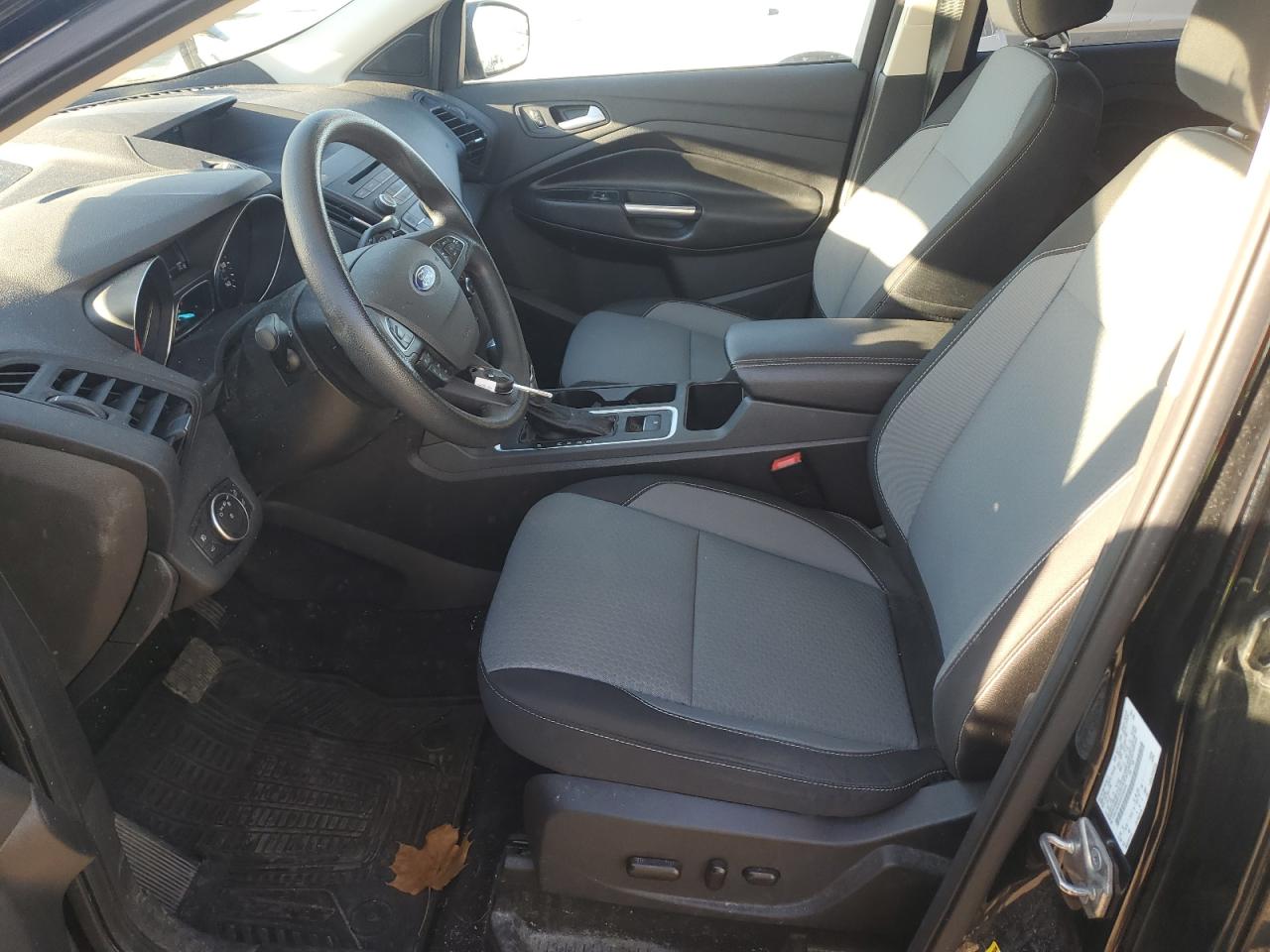 2017 Ford Escape Se VIN: 1FMCU0GD2HUE92816 Lot: 92921595