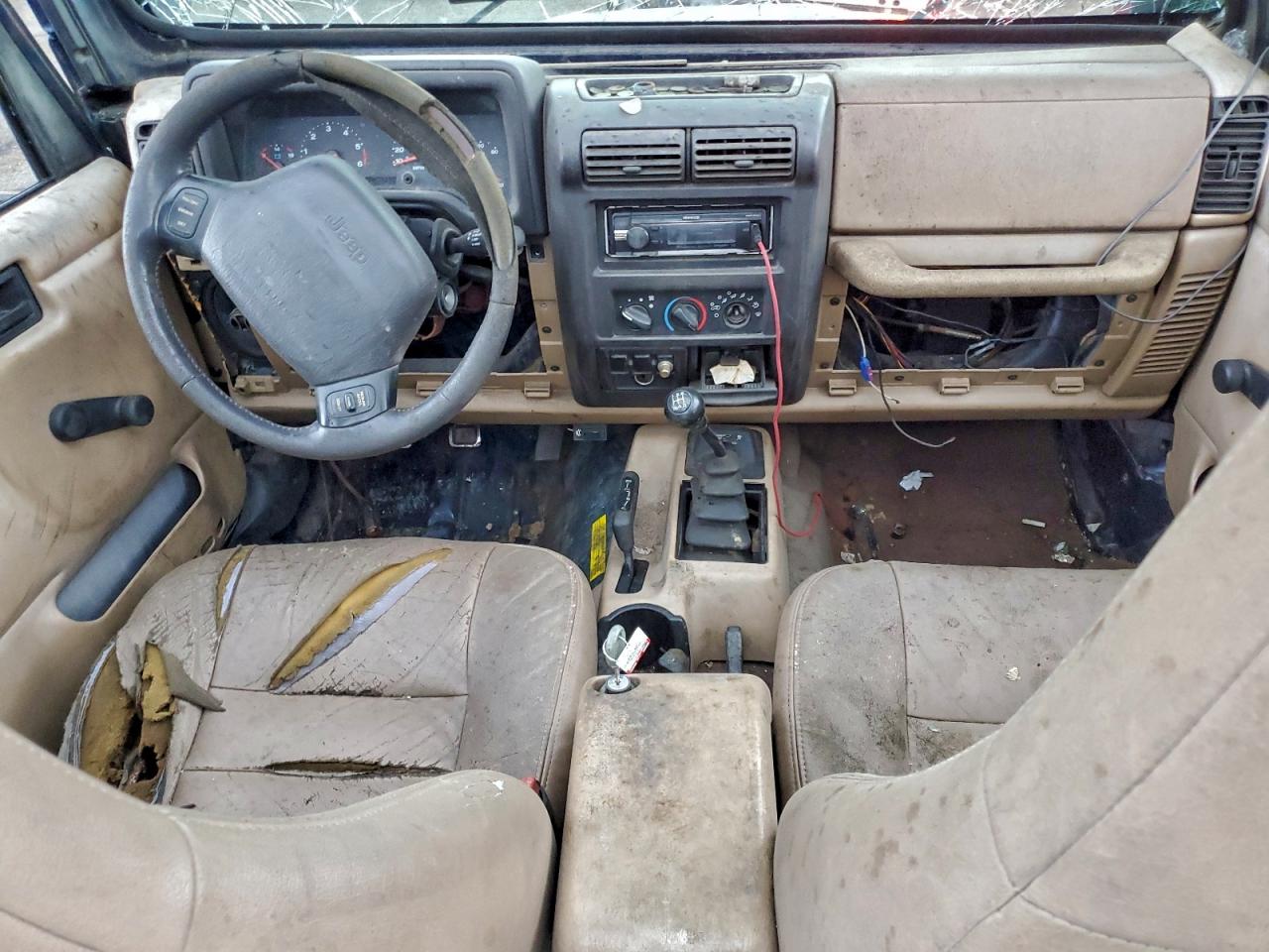 2002 Jeep Wrangler / Tj Sport VIN: 1J4FA49S72P713727 Lot: 94110965