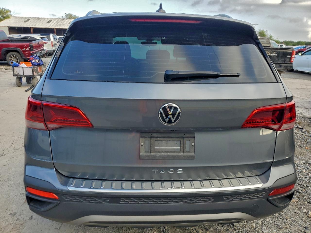 2024 Volkswagen Taos S VIN: 3VV5X7B22RM108026 Lot: 94410725