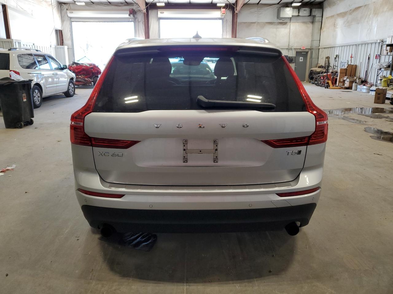 2019 Volvo Xc60 T5 VIN: LYV102RK3KB192332 Lot: 92278325