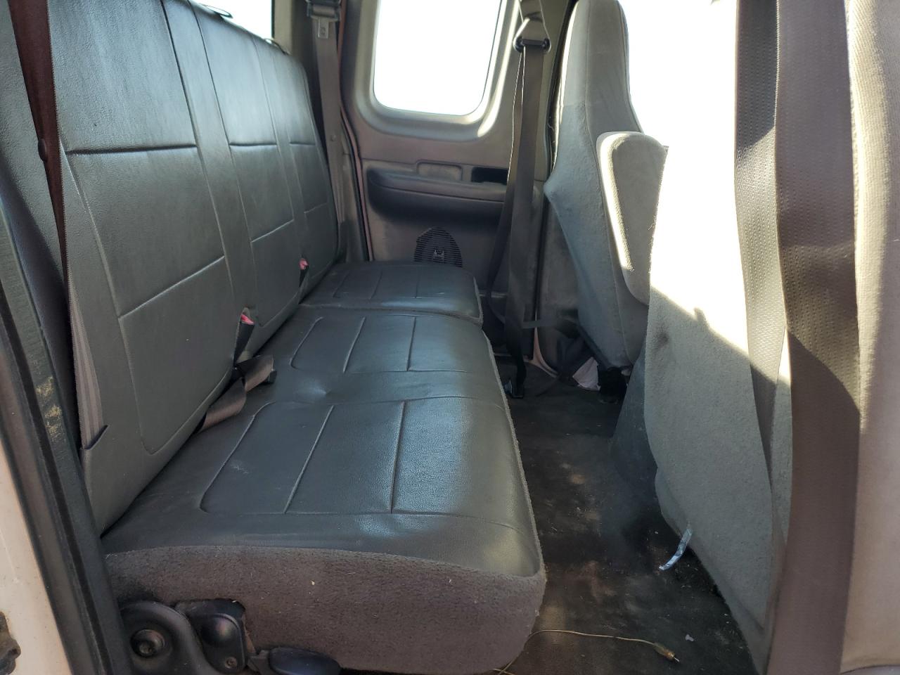 2001 Ford F150 VIN: 1FTRX17W71NB22653 Lot: 91008125