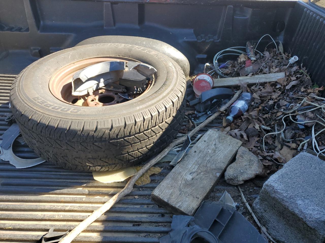 2001 Mazda B3000 VIN: 4F4YR12U81TM25097 Lot: 92082815