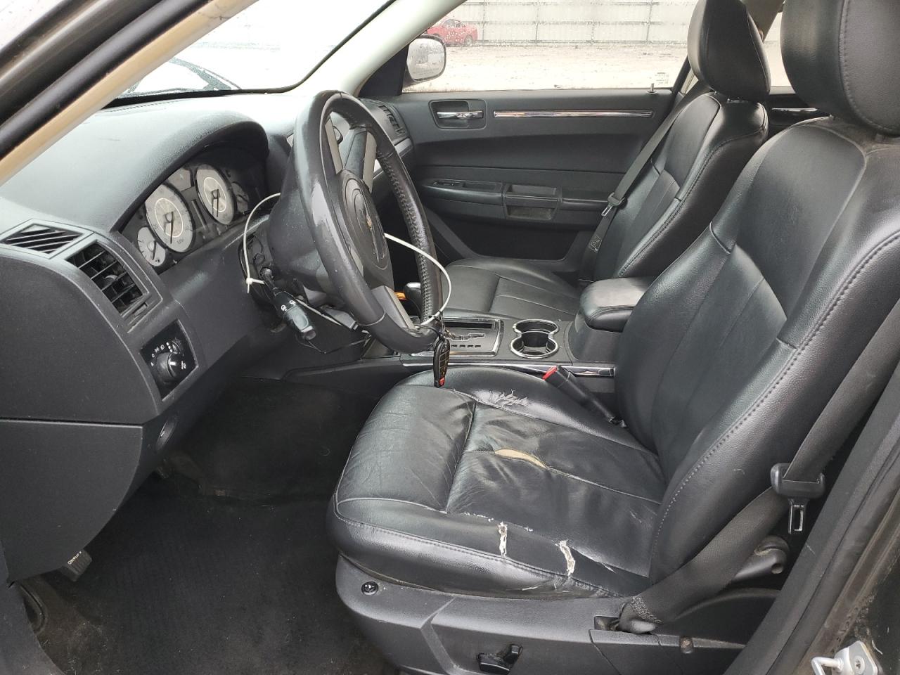 2010 Chrysler 300 Touring VIN: 2C3CA5CVXAH155090 Lot: 93349205