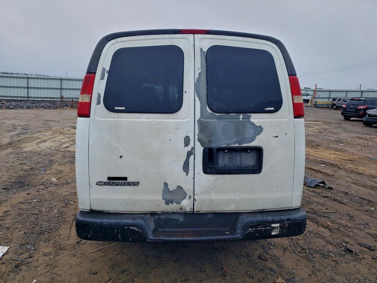 2007 Chevrolet Express G2500 VIN: 1GCGG25V371161876 Lot: 93272025