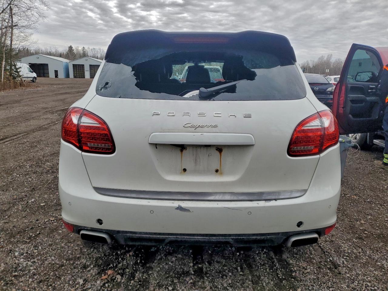 2014 Porsche Cayenne VIN: WP1AA2A21ELA04785 Lot: 94327795