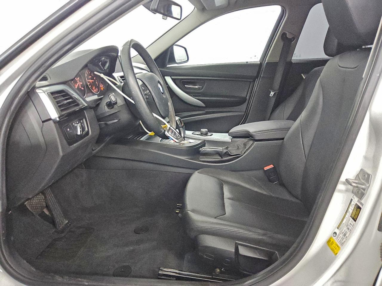 2017 BMW 320 I VIN: WBA8E1G59HNU13624 Lot: 90077085