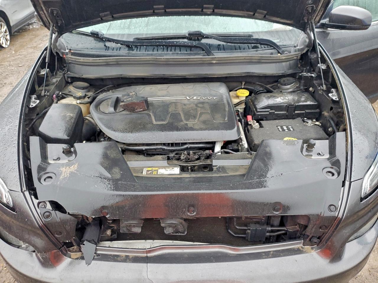 2016 Jeep Cherokee Latitude VIN: 1C4PJMCS1GW262116 Lot: 93696415