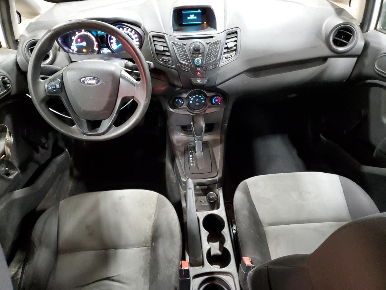 2015 Ford Fiesta S VIN: 3FADP4TJ2FM173071 Lot: 91006515