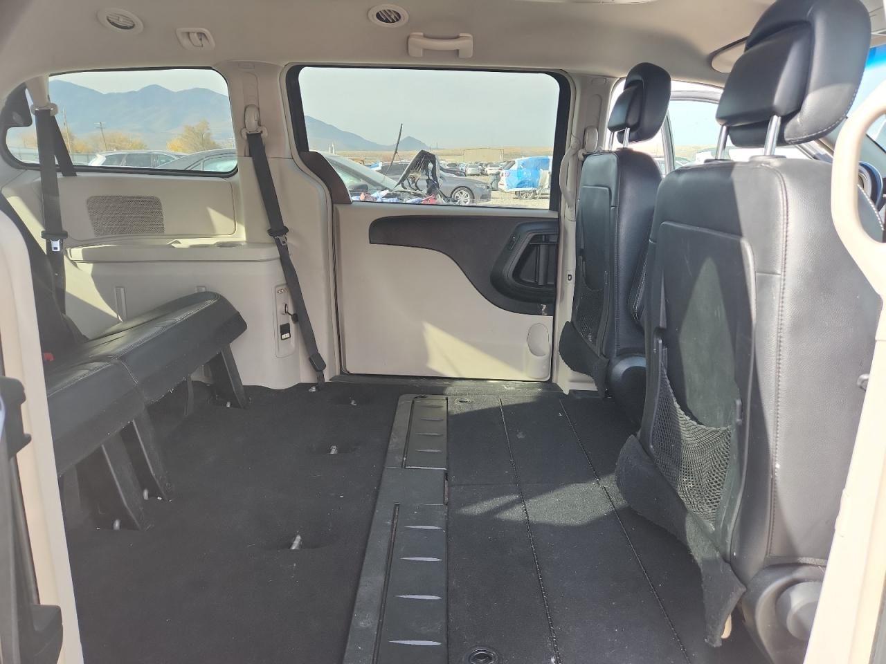 2012 Chrysler Town & Country Touring VIN: 2C4RC1BG7CR410366 Lot: 92081605