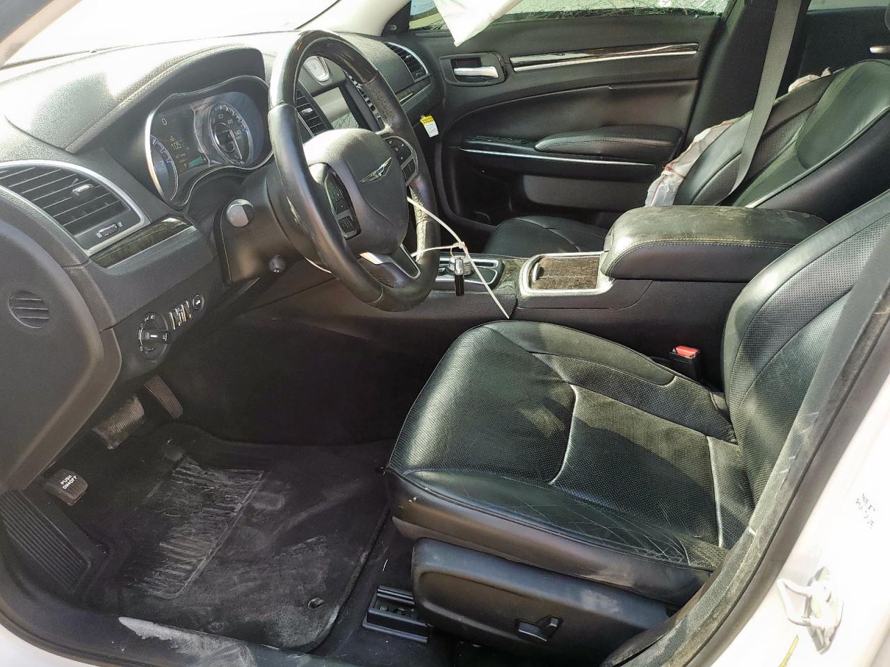 2018 Chrysler 300 Limited VIN: 2C3CCAEG5JH130034 Lot: 93379055