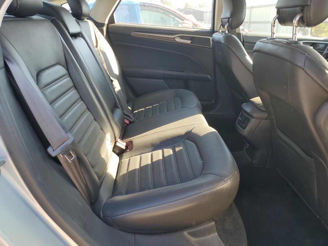 2013 Ford Fusion Se Hybrid VIN: 3FA6P0LU1DR361415 Lot: 87045935