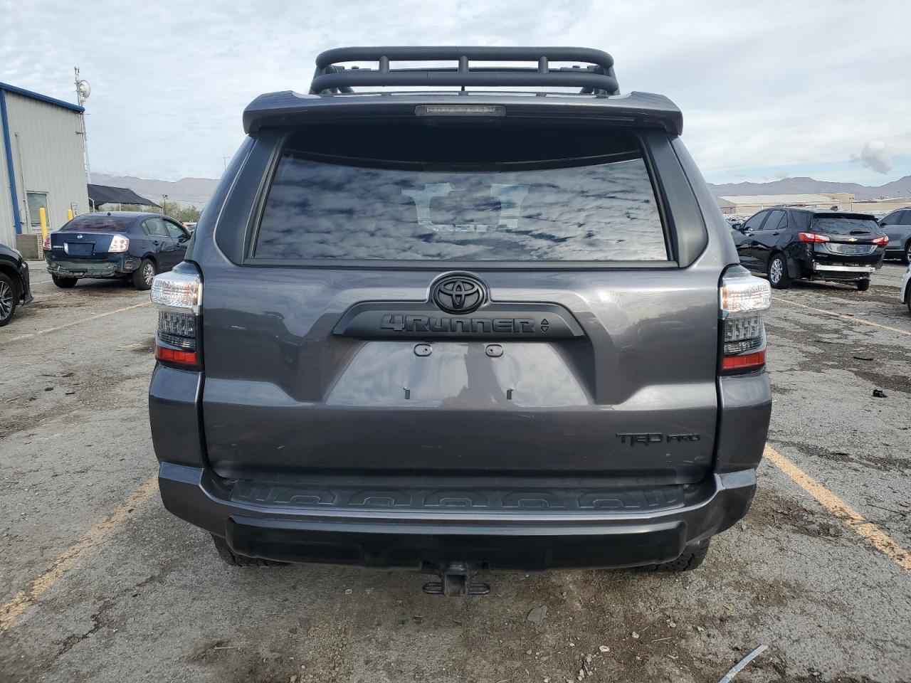 2020 Toyota 4Runner Sr5/Sr5 Premium VIN: JTEBU5JR6L5751548 Lot: 93377185