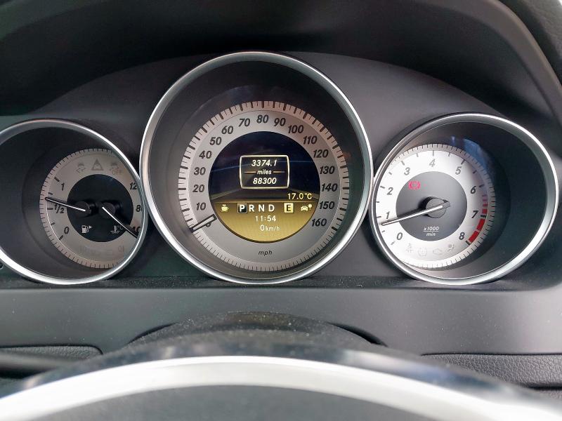 2011 MERCEDES-BENZ C CLASS C180 BLUEEFFICIENCY SPORT EDITION 125 4DR AUTO