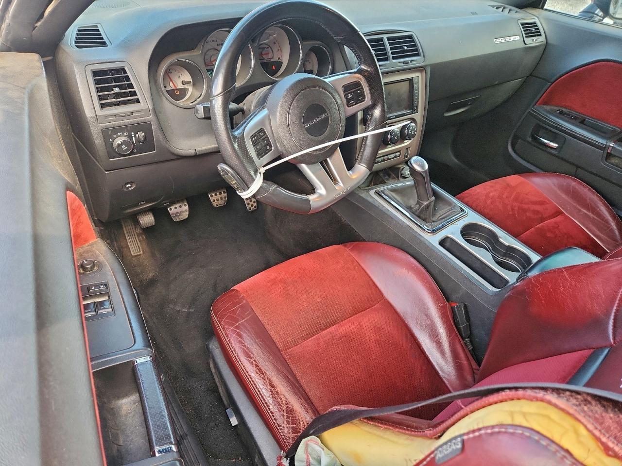 2014 Dodge Challenger Srt-8 VIN: 2C3CDYCJ8EH211958 Lot: 93812615