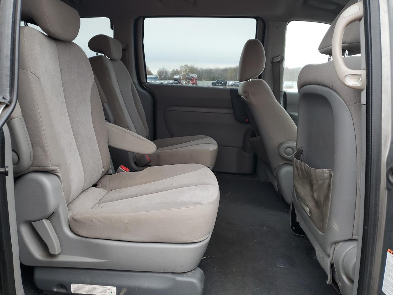 2010 Kia Sedona Lx VIN: KNDMG4C35A6339152 Lot: 92491625