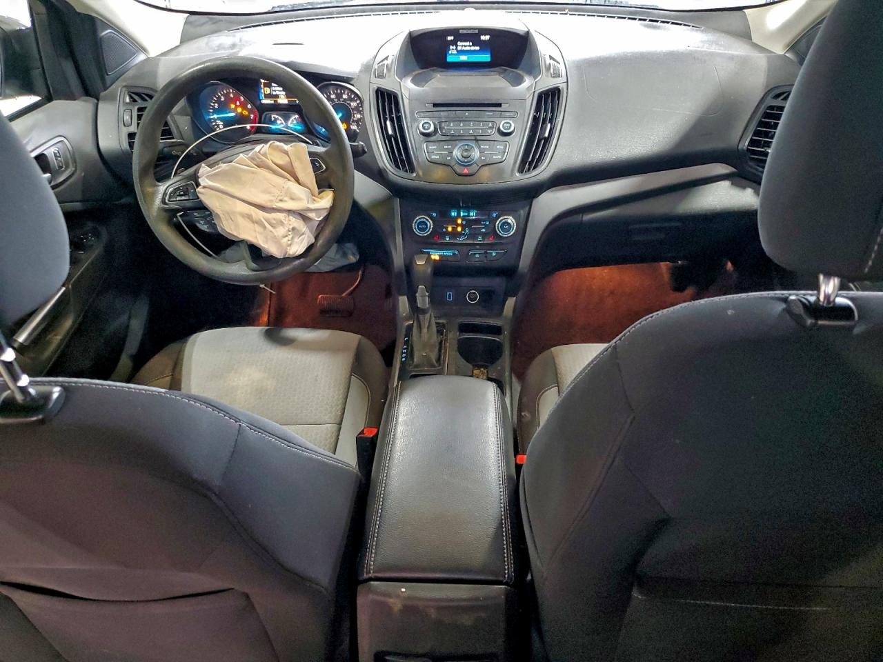 2017 Ford Escape Se VIN: 1FMCU9G92HUD99116 Lot: 94346015