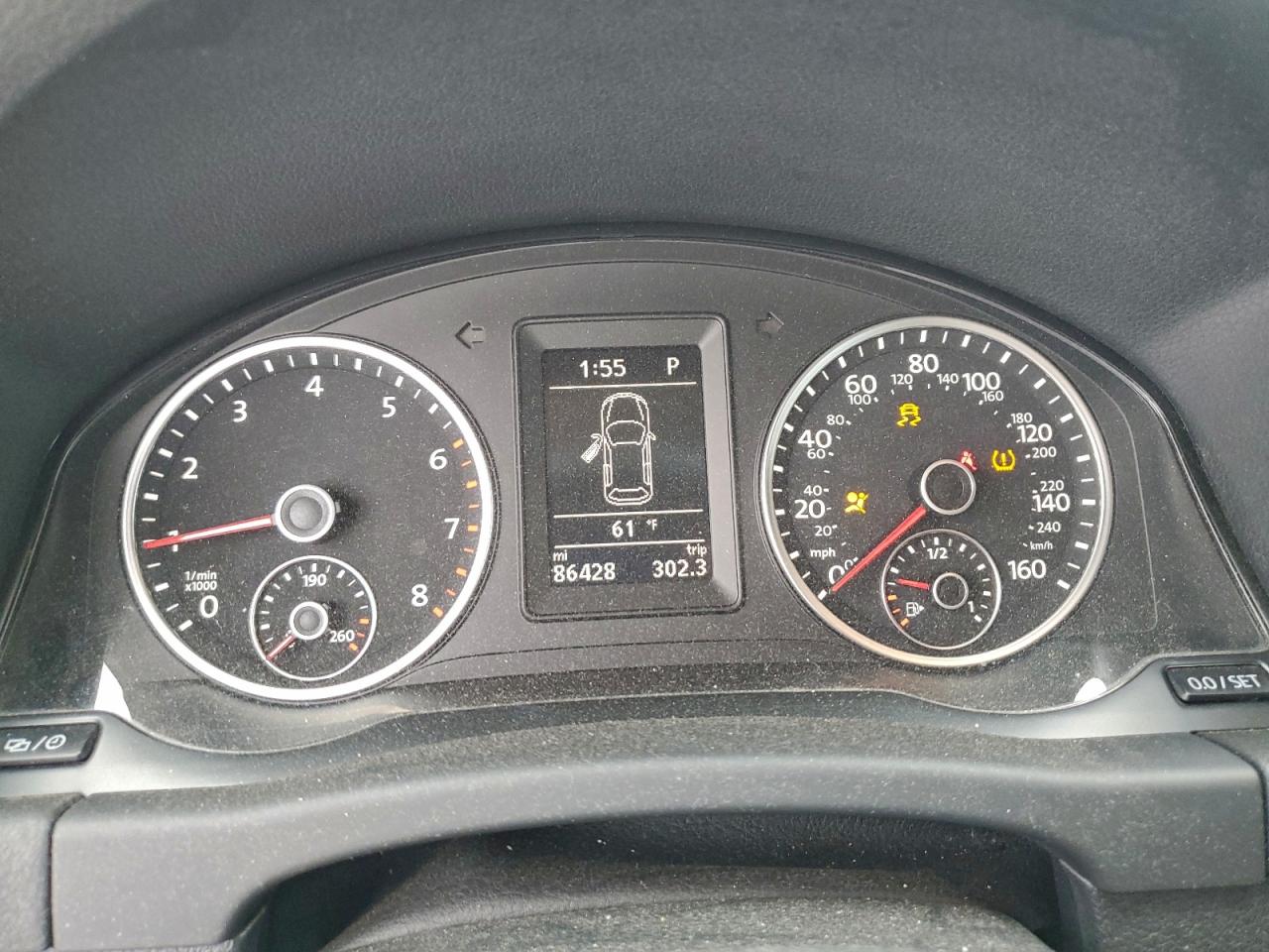 2016 Volkswagen Tiguan S VIN: WVGAV7AX5GW599877 Lot: 94147835