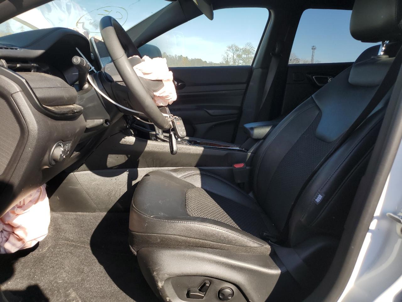 2025 Jeep Compass Latitude VIN: 3C4NJDBN3ST537535 Lot: 86667225