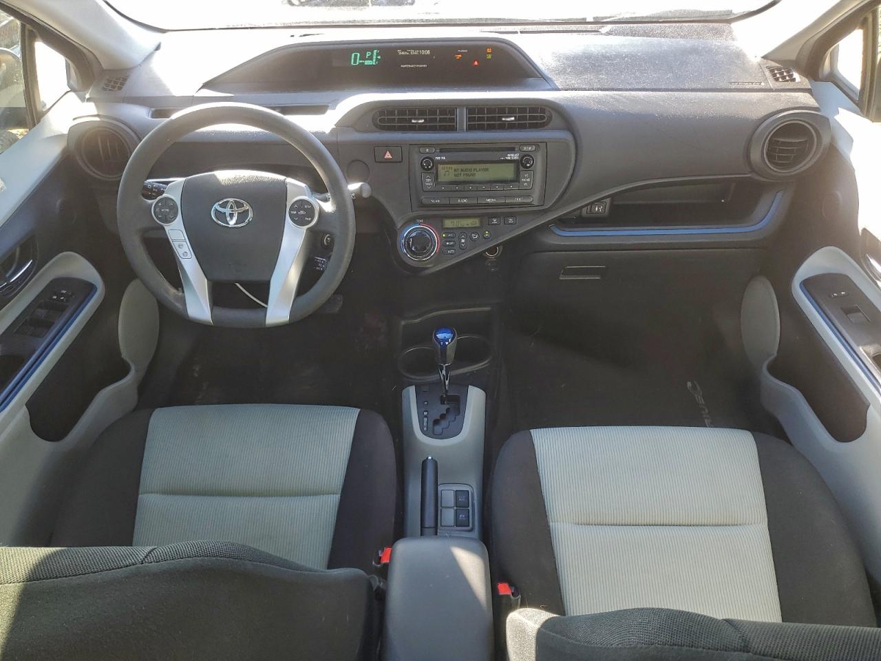 2013 Toyota Prius C VIN: JTDKDTB38D1539584 Lot: 92911155