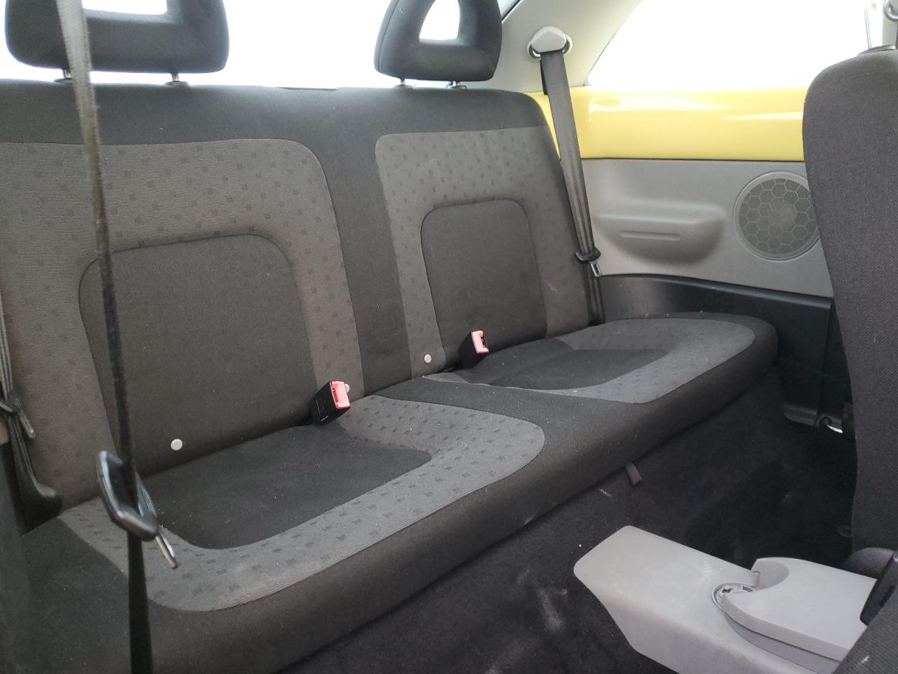 2001 Volkswagen New Beetle Gl VIN: 3VWBK21C51M456806 Lot: 92489315