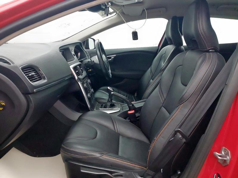 2014 VOLVO V40 D2 CROSS COUNTRY LUX 5DR