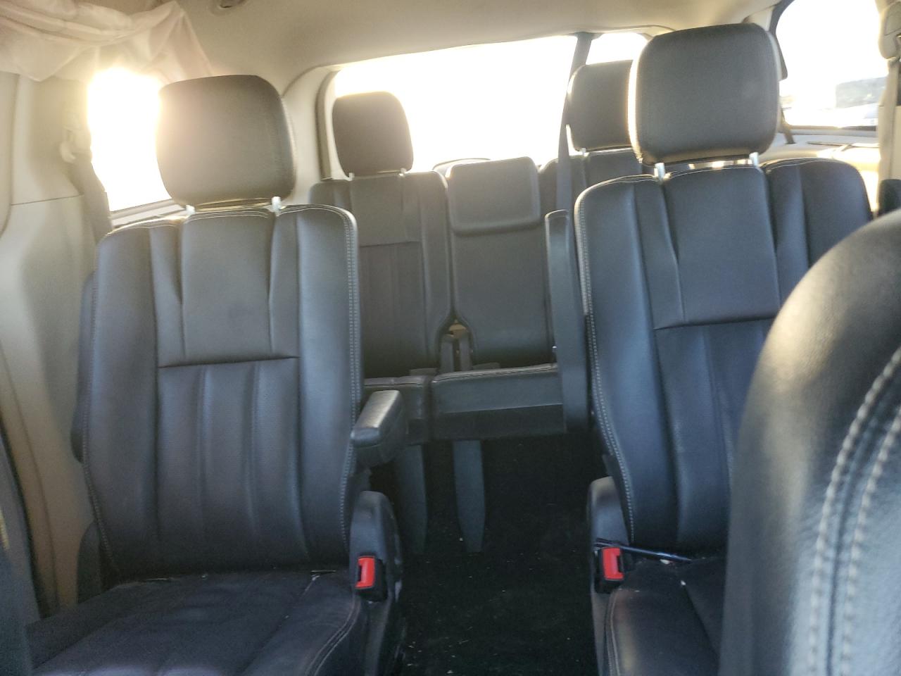 2015 Chrysler Town & Country Touring L VIN: 2C4RC1CG2FR507137 Lot: 91226465